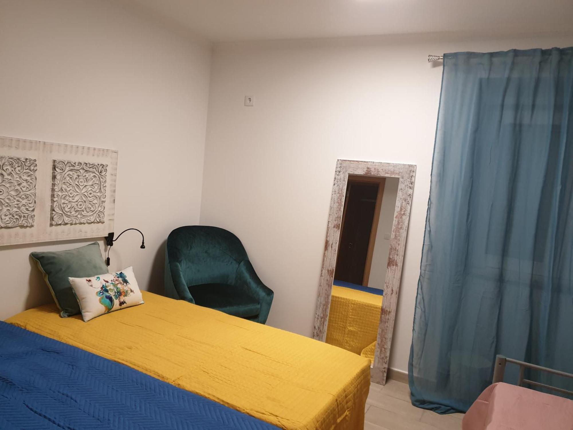 Lisbon Hostel Terminal 4 Экстерьер фото